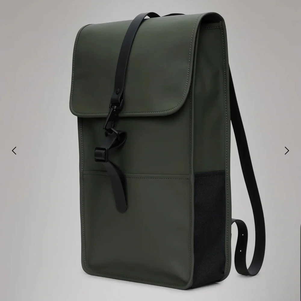 NWT Rains Unisex Olive‎ Green Full Size Waterproof Backpack Minimalist Laptop